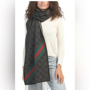 Brand new Gucci wool scarf